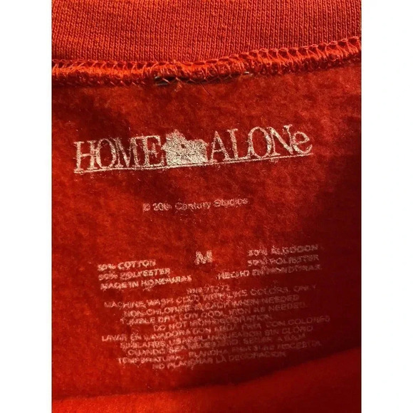 HOME ALONE MERRY CHRISTMAS FLITHY ANIMAL SWEATSHIRT - SIZE MED NEW WITHOUT TAG - Picture 5 of 5